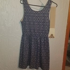 Alya Dress with matching stretch belt